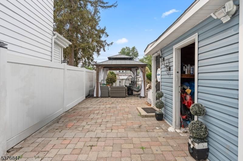 Impeccable 2 Family home on the border of Totowa !