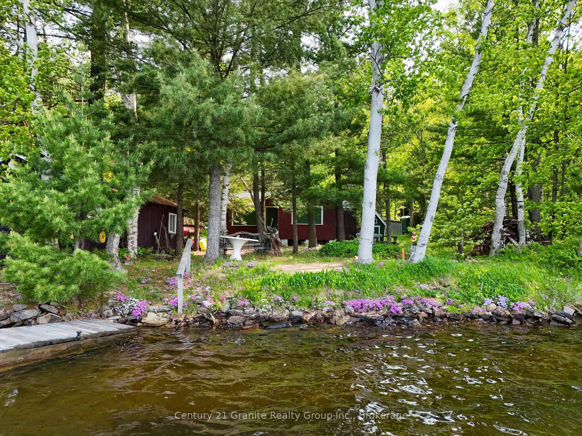 A Rare Slice of Cottage Country on Kushog Lake !