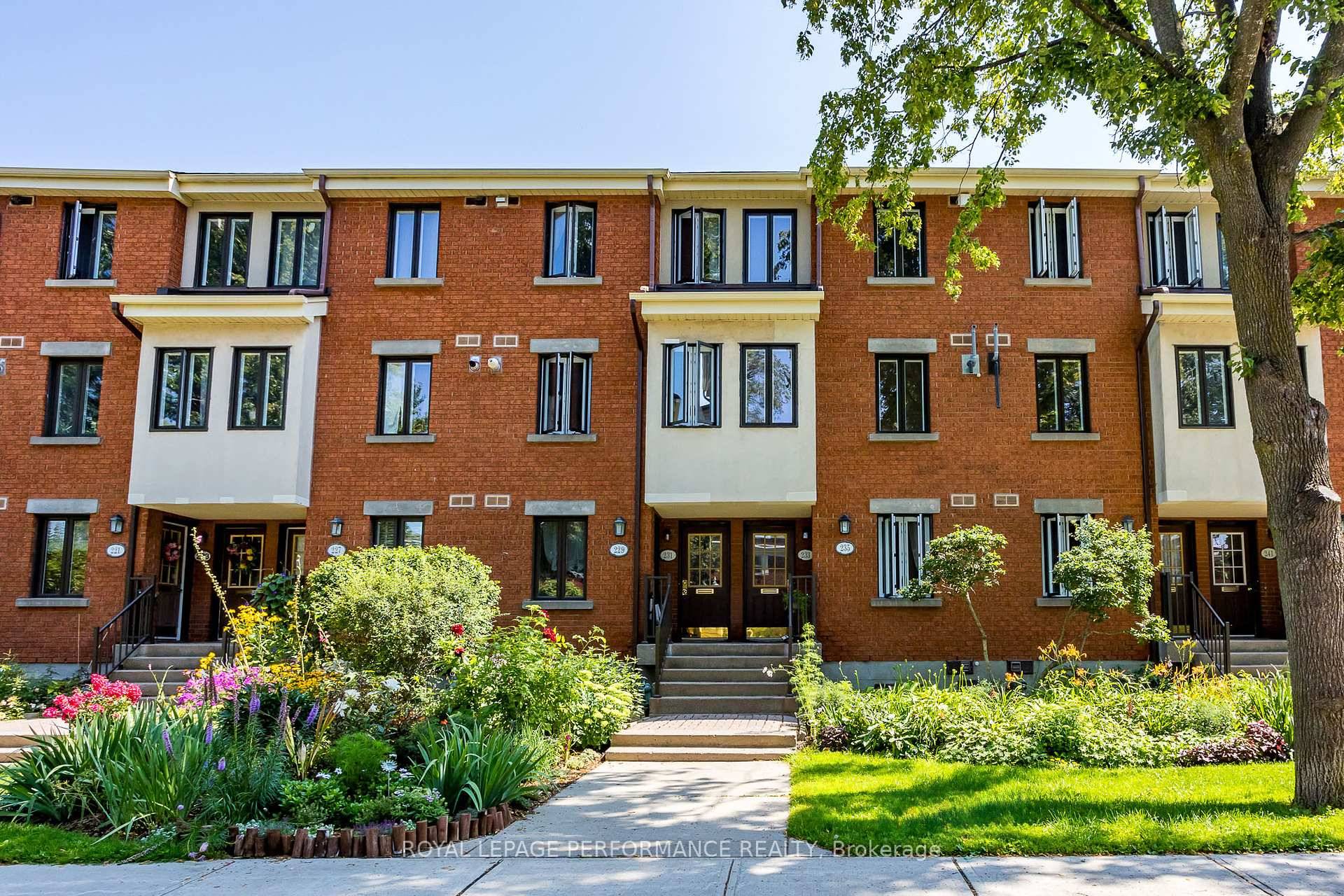 Welcome to 233 Mart Circle in the heart of Manor Park, where style meets comfort in this cozy 3 bedroom, upper unit condo.