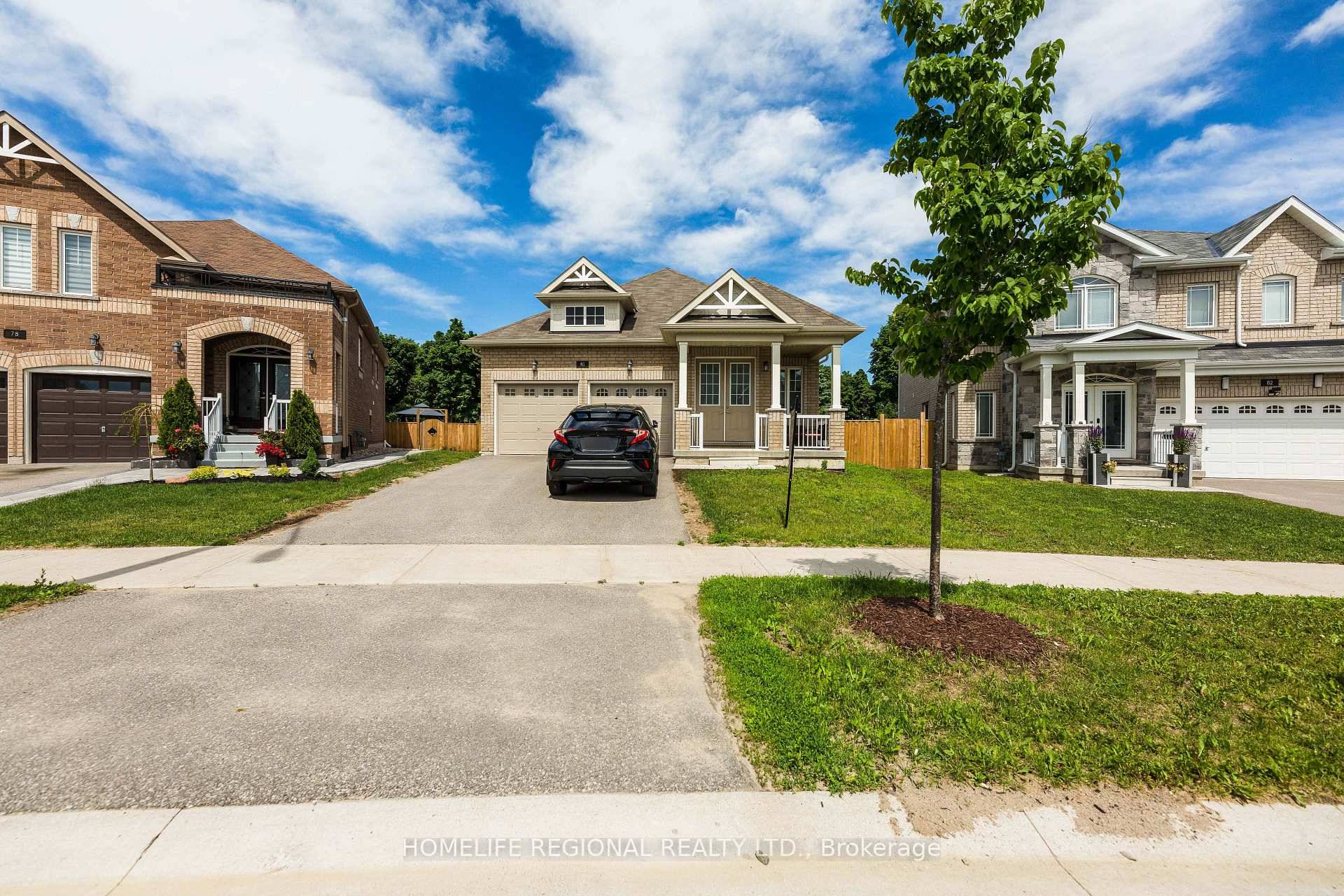 Executive Lower Level Bungalow, 2 Bdrm W 1 Bath 1, 400 Sq Ft Of Elegant Living Space !