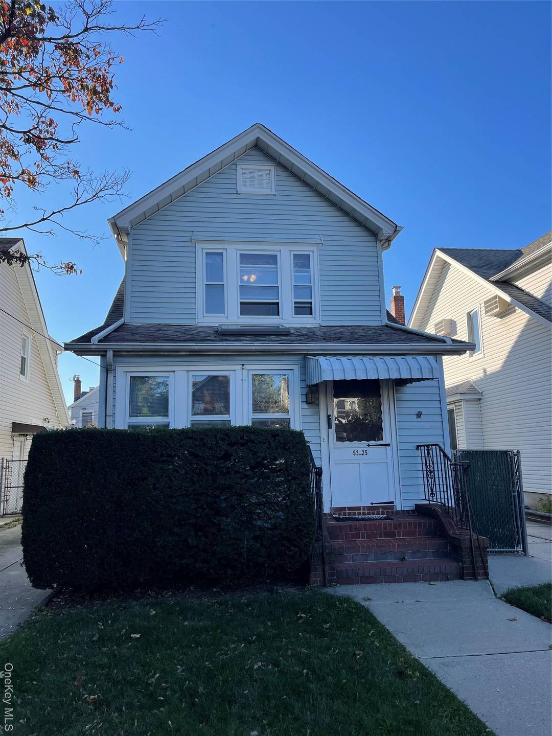 Beautiful 3 Bedrooms and 2.