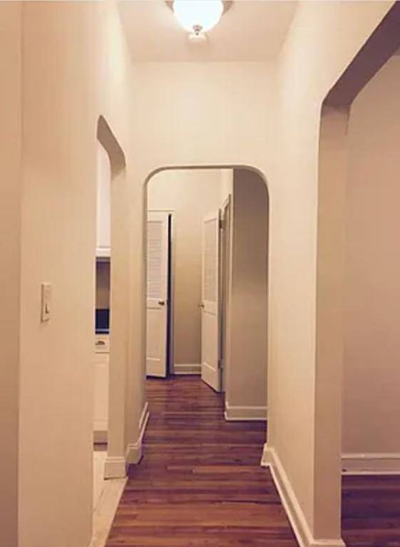 Welcome Home ! This 2Br apartment is located on the 4th floor of an elevator building with Laundry on site.