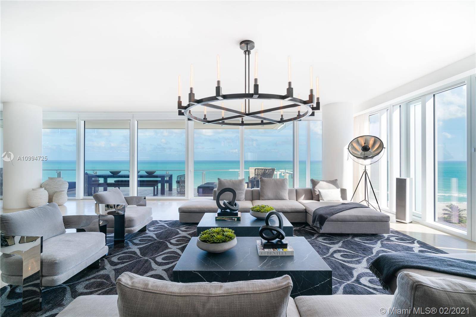 Best unit for rent at the exclusive Surf Club Four Seasons.