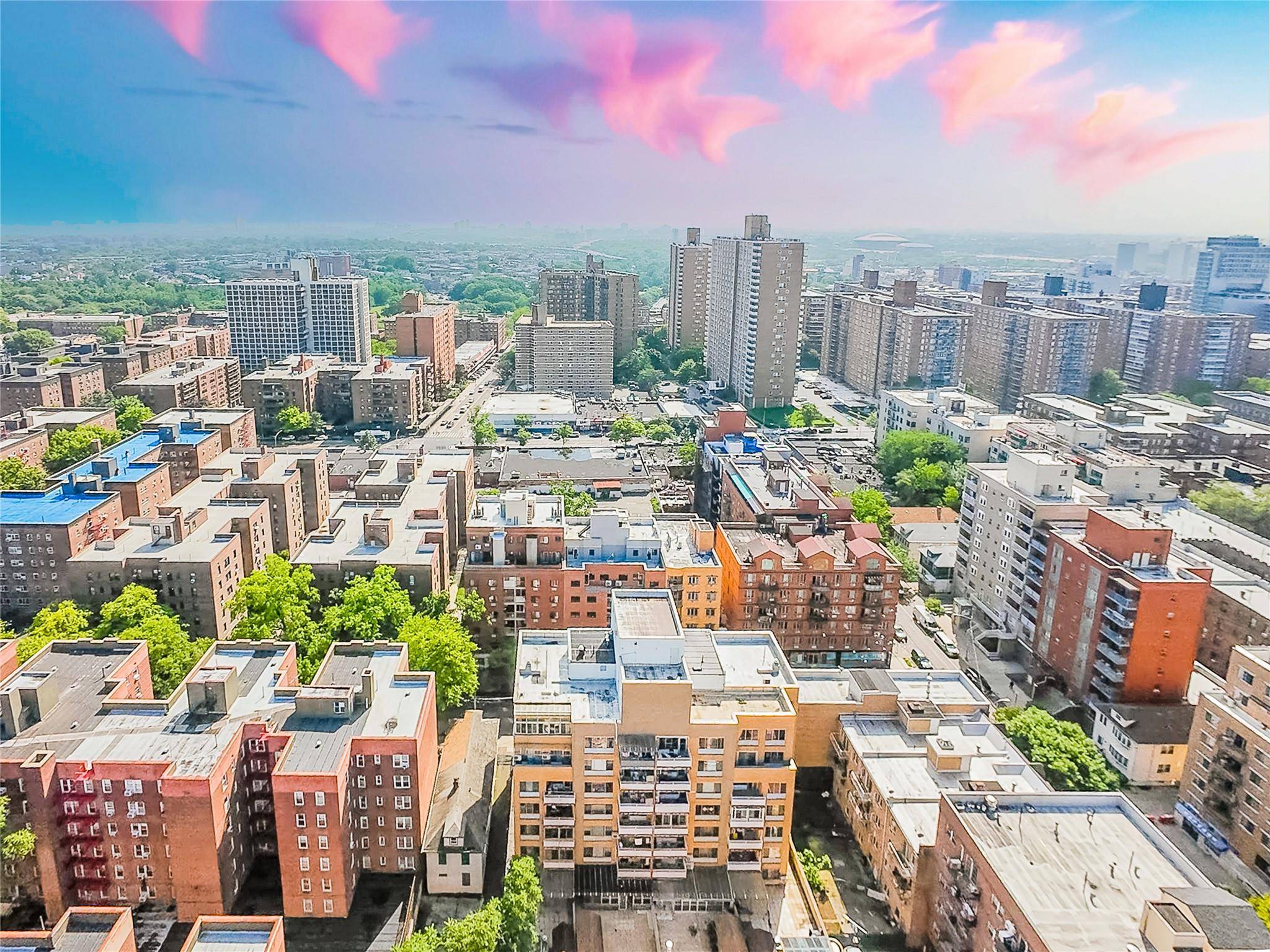 Modern 2 Bedroom Condo in Prime Flushing Location Steps to Transit !
