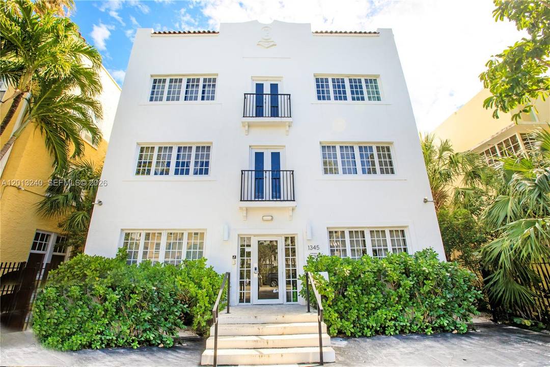 Prime Multifamily asset in the heart of Miami Beach.