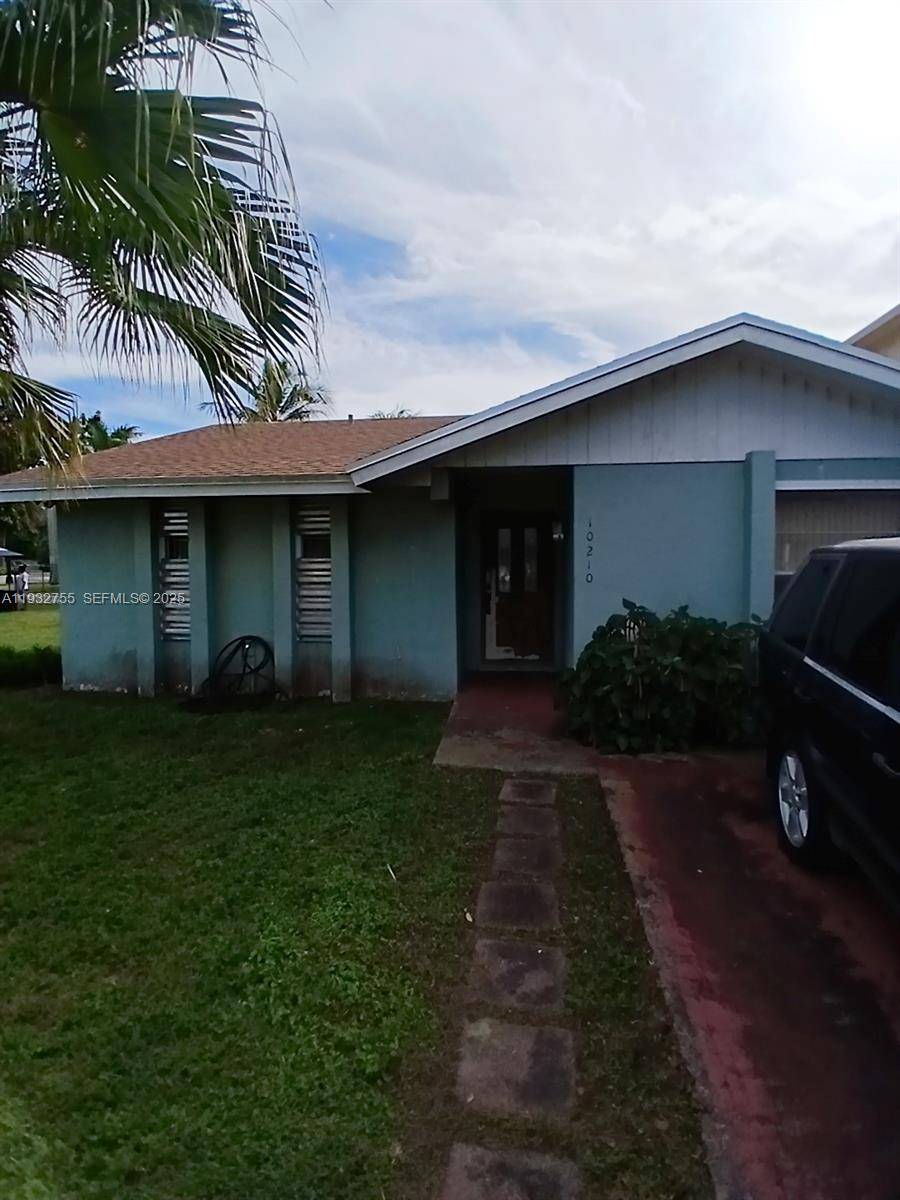 Great Opportunity to own a true 4 2 in South Miami Dade County.