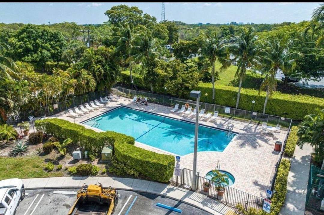 Escape to sunshine in this immaculate, beautifully furnished 3 bedroom, 2 bathroom condo located in the desirable Belmont community in East Boynton Beach.