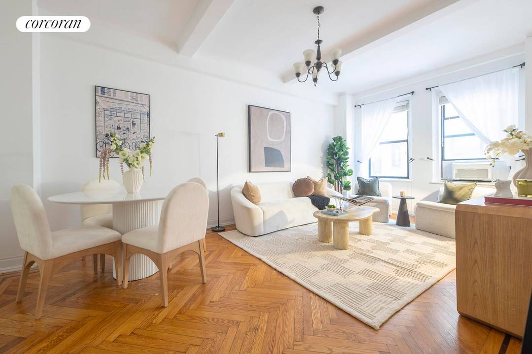 One of the most convenient corners of Manhattan with excellent service levels !