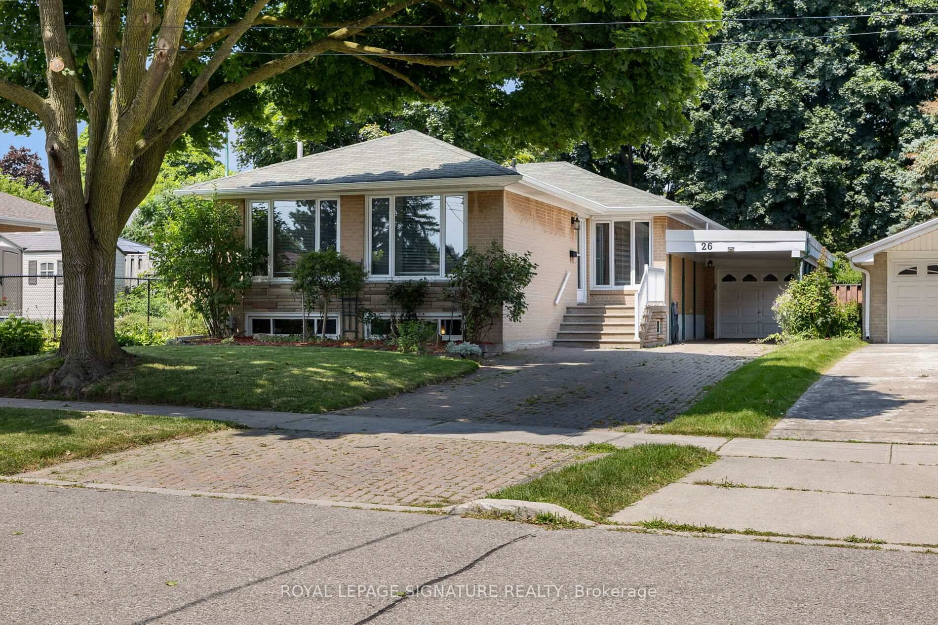 26 Paragon Road is situated in the highly desirable Kingsview Village, minutes to the 427 amp ; 401, as well as the Etobicoke North Go station, but tucked away on ...
