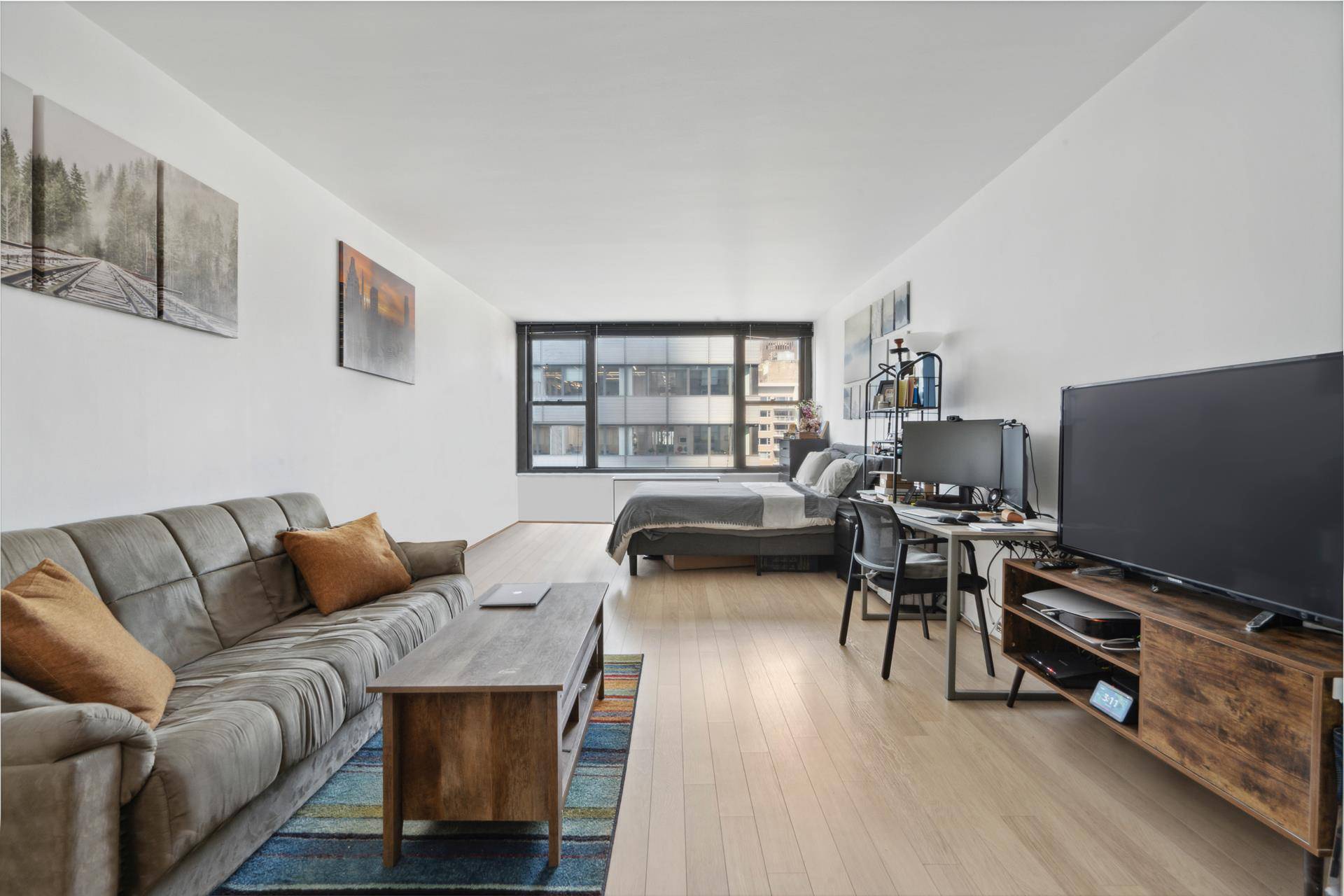 NEW LISTING. Enjoy amazing views from this BEST PRICED high floor MINT condition studio apartment at The Galleria, one of the very few midtown White Glove luxury condominiums off Park ...