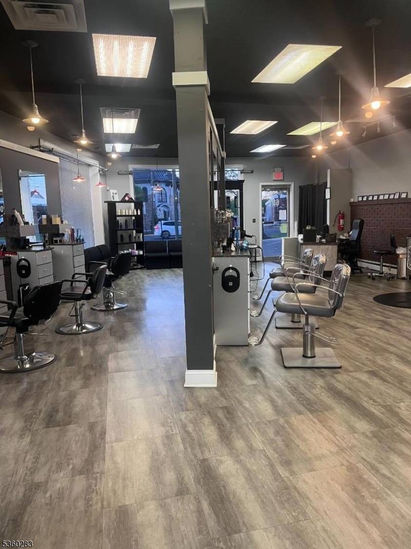 This busy high visibility salon is situated in a prime location in Union County, NJ with a loyal customer base.