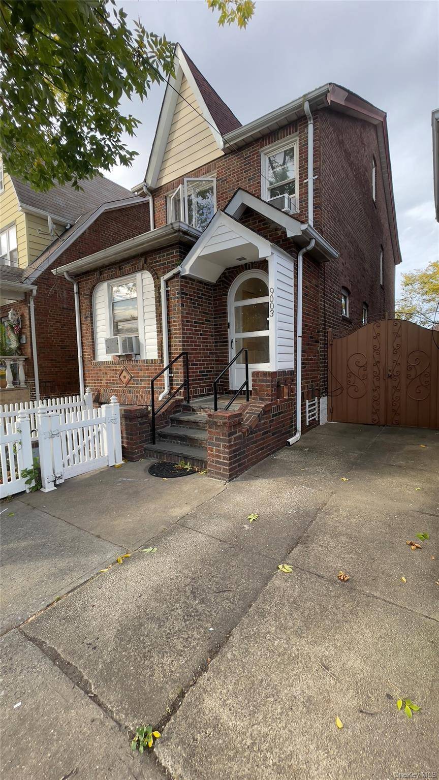 Beautiful full brick multifamily house converted from single family fully renovated right next to Crossbay Blvd ad close to all transportation.