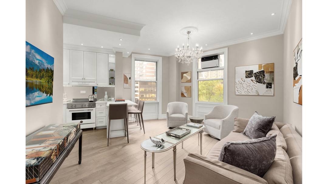A Reimagined Prewar Gem at The Lincoln Spencer Perfectly positioned on a tree lined block just moments from Lincoln Center and Central Park, Residence 52 at 140 West 69th Street ...