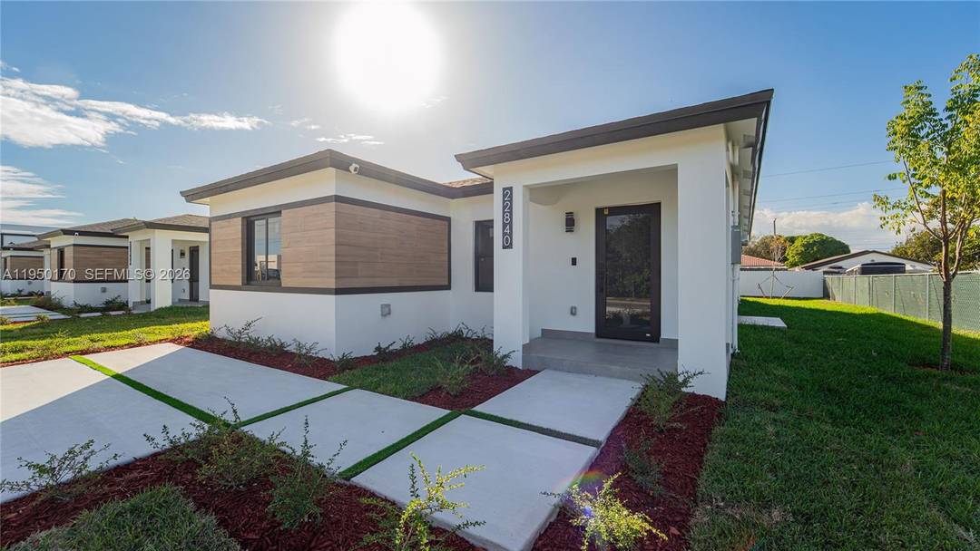 Brand new construction move in ready !