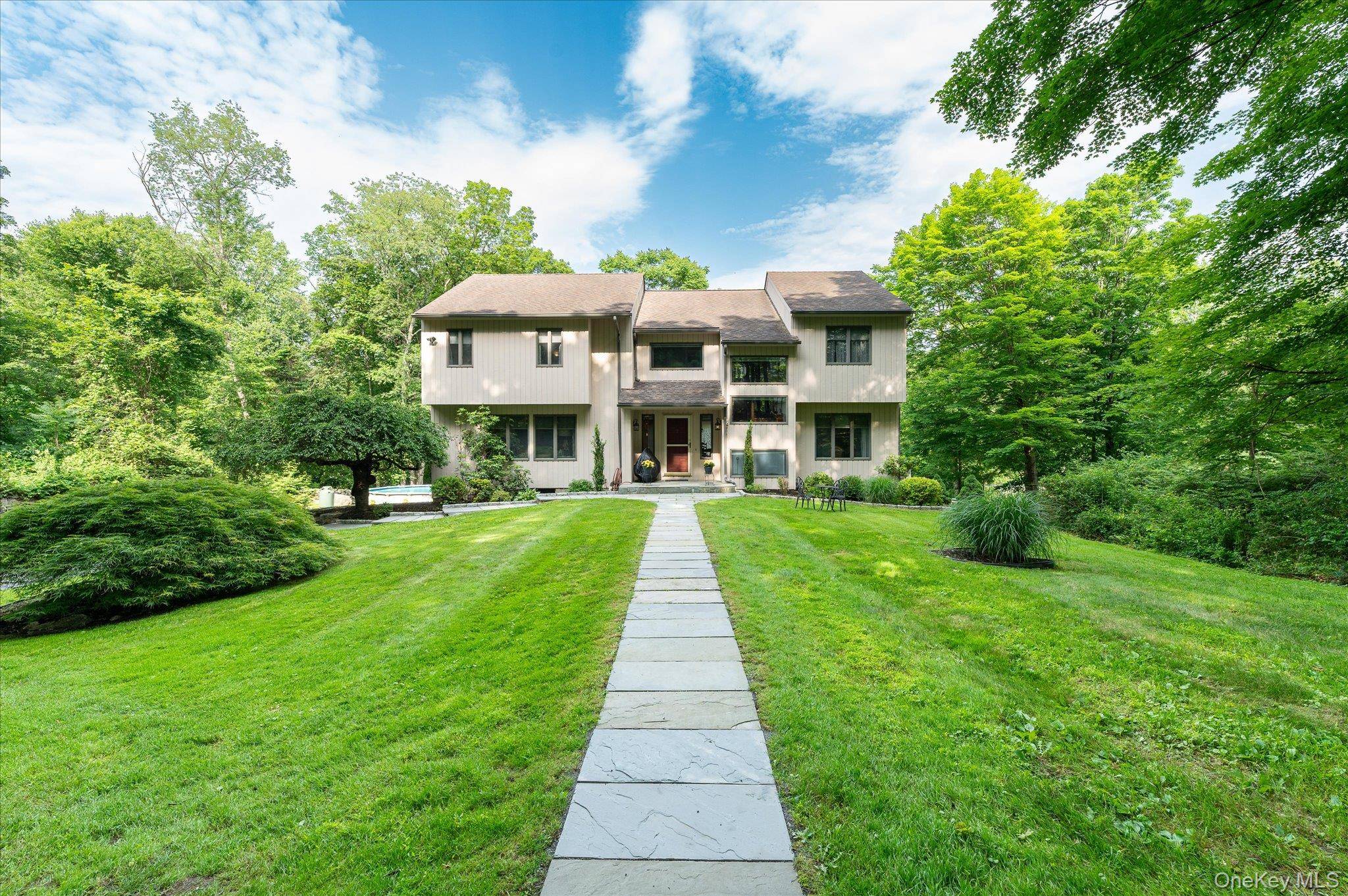Classic Colonial Charm Meets Modern Comfort on a Quiet Cul de Sac SOMERS SCHOOLS Set on 1.