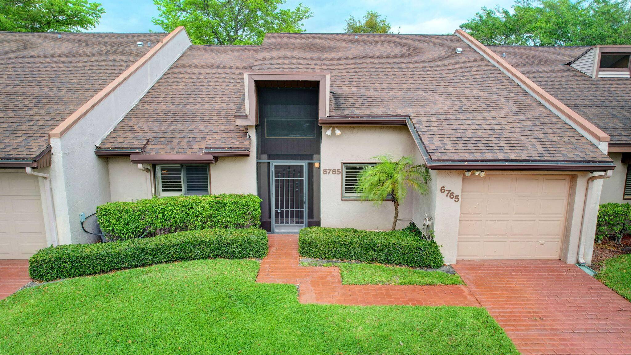 Welcome to your serene retreat at The Fountains, where luxury meets tranquility amidst the lush greens of a well manicured golf course community.