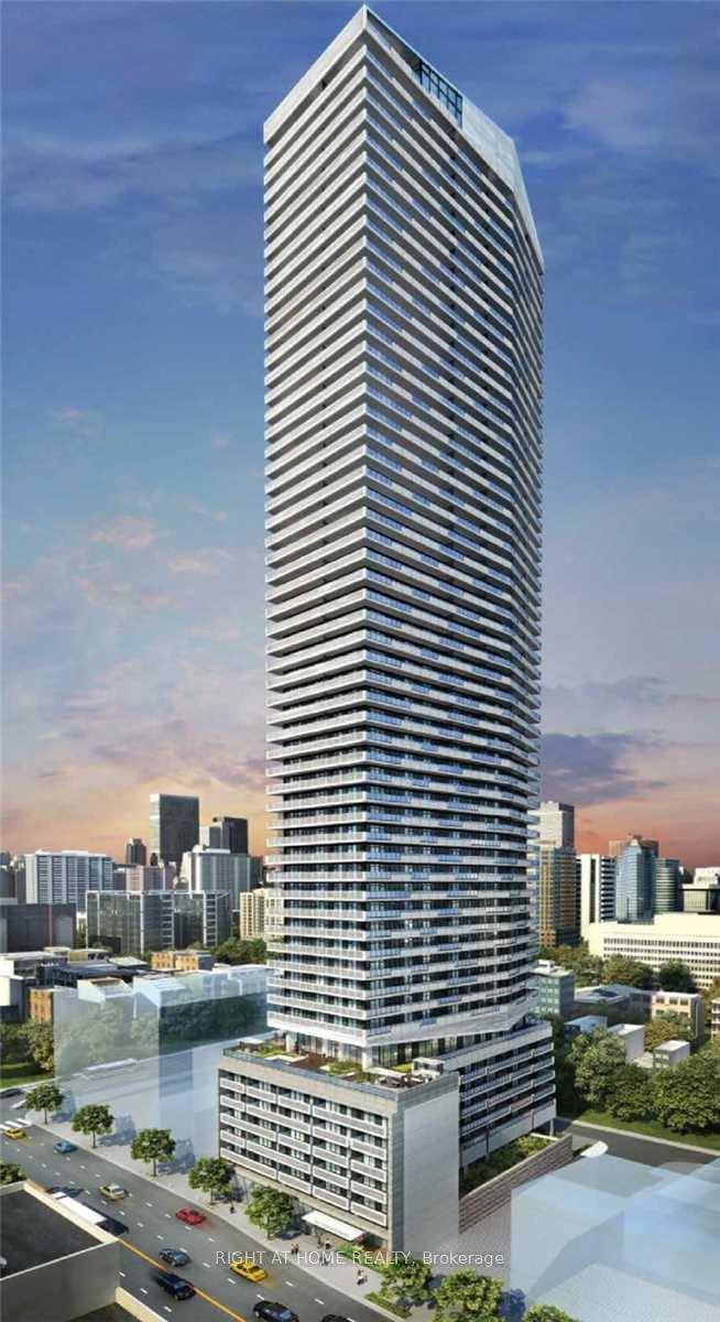 Open Concept Luxury Condo Right In The Heart Of Vibrant Midtown.