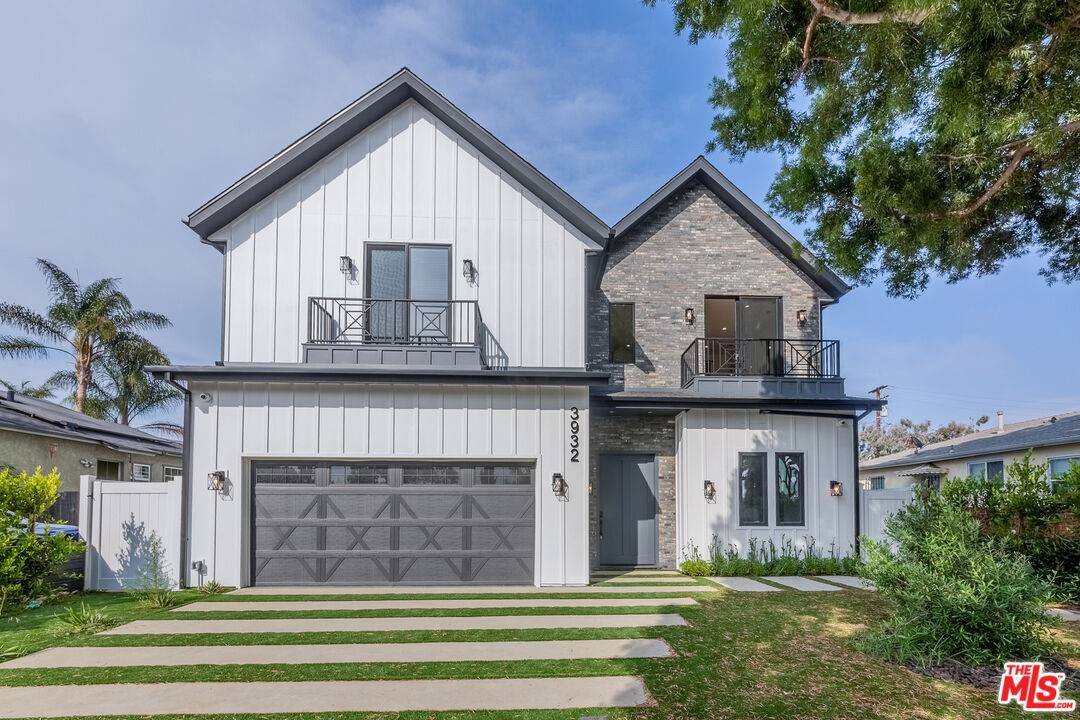 3932   Glencoe Ave 4BR Marina Del Rey La