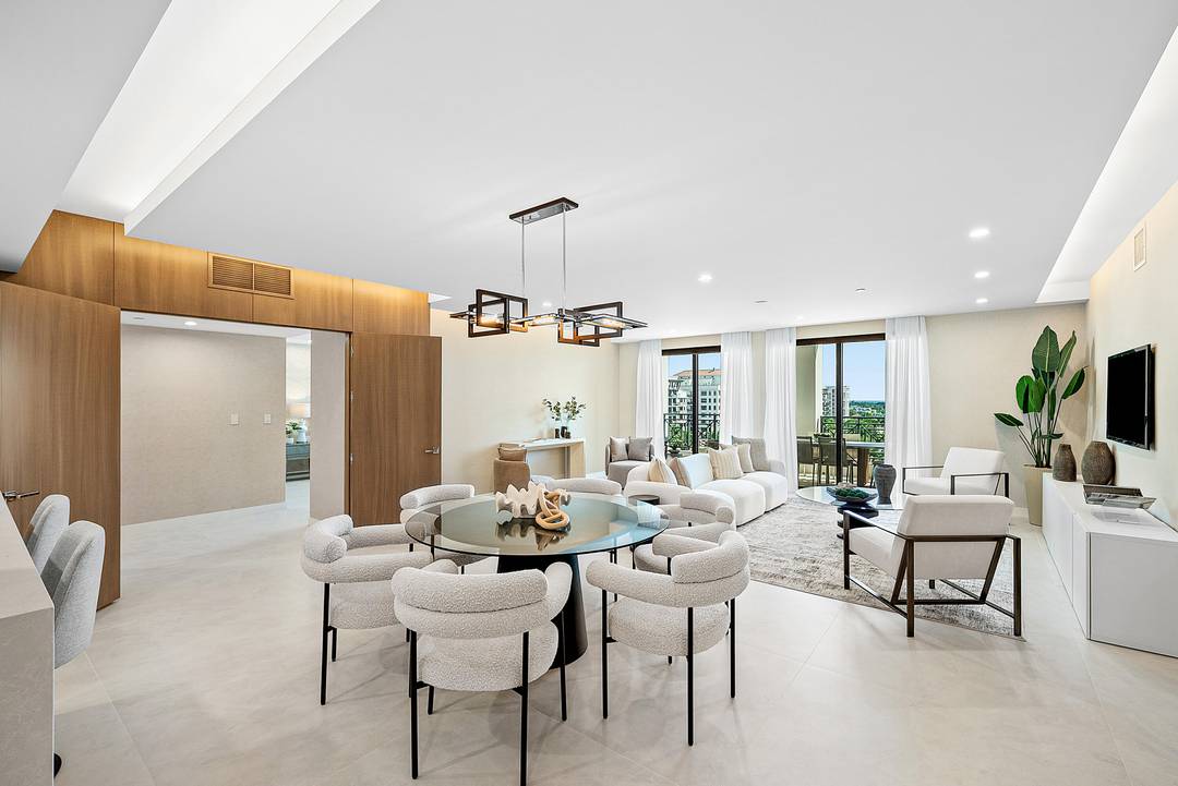 Experience rarified luxury in this newly completed, high design renovation perched on the seventh floor of one of East Boca's most prestigious addresses.