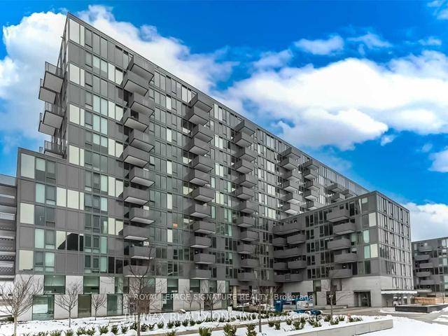 2 Bed Unit, Steps From Wilson Subway Station, U Of T In 30 Mins.