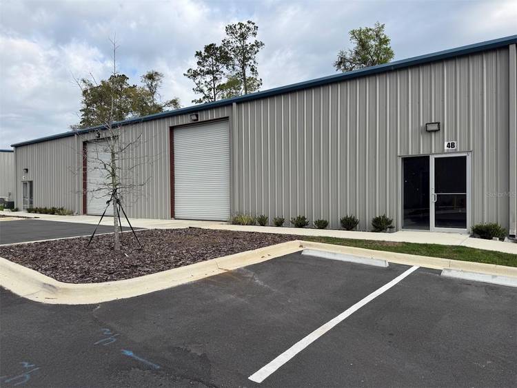 Brand New Warehouses for sale or for lease on busy Hwy 441 301 27 South Pine Avenue in Ocala, Florida.