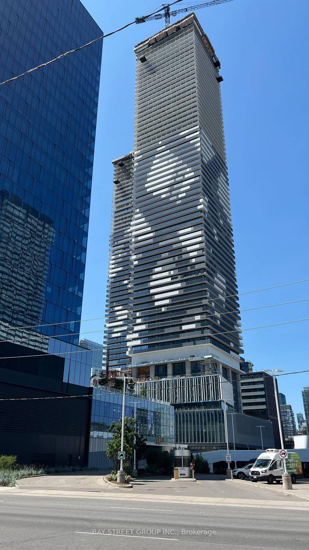 Fully Furnished Stunning 2 Bed, 2 Bath Corner Suite At Sugar Wharf Condos.