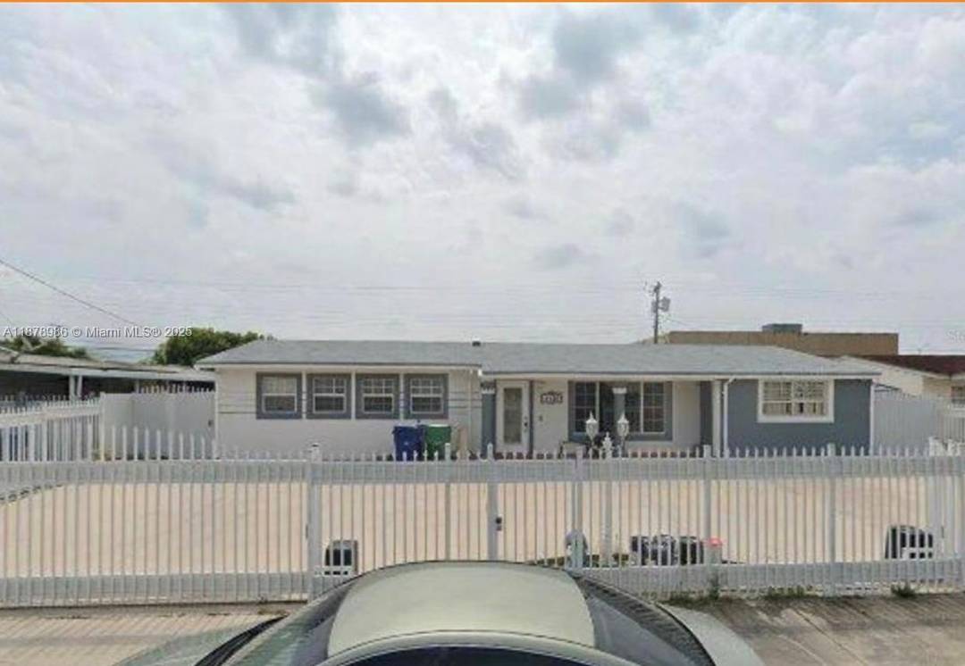 Great income producing property just 1 block from the Palmetto SR 826, this updated 5 bed, 4 bath home delivers space, flexibility, and upside.