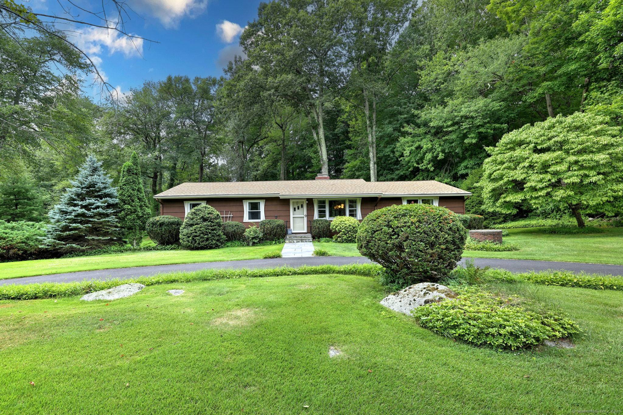 Step inside this inviting home set on manicured property in a central location.