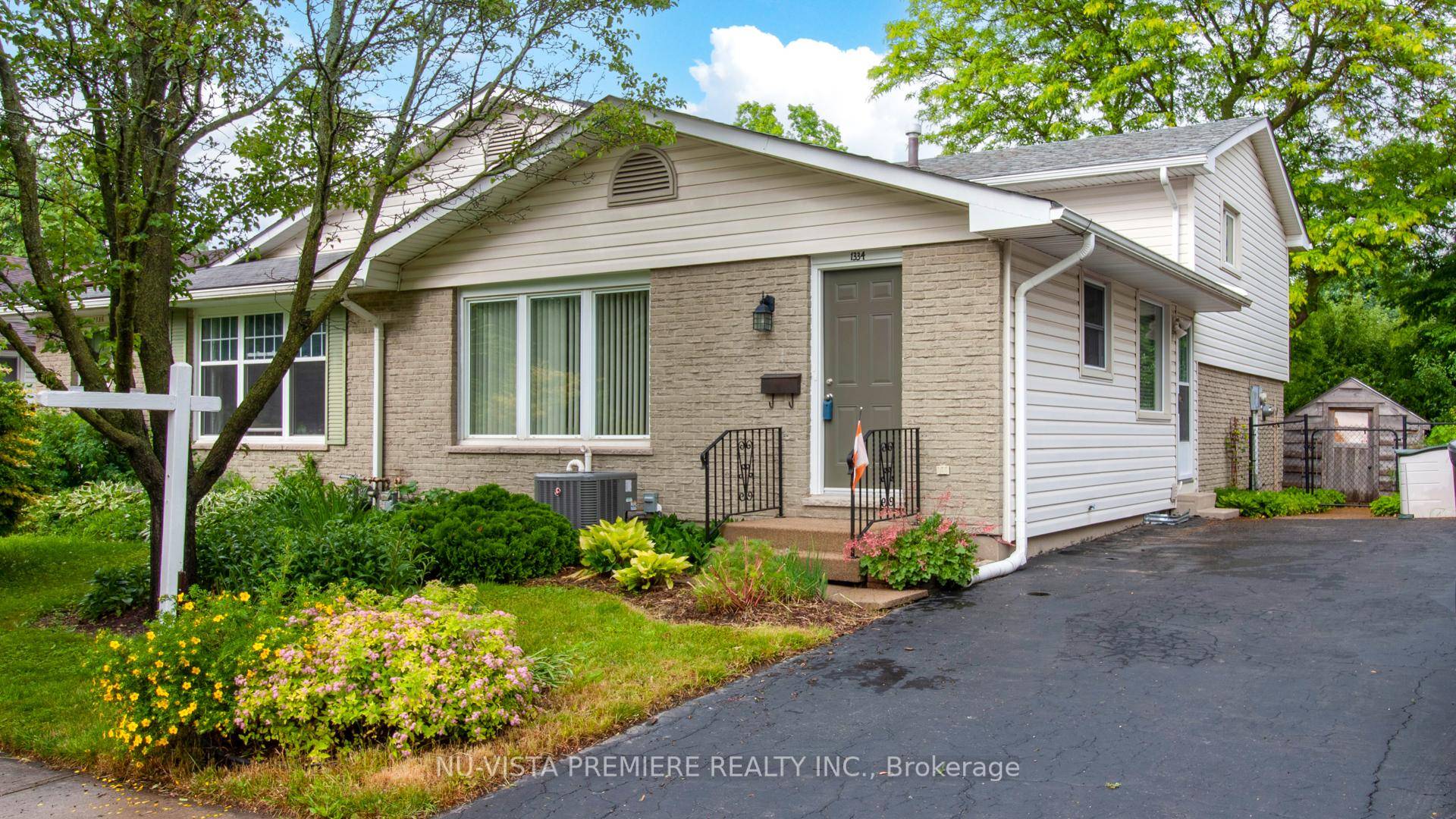Exciting Opportunity in Whitehills !