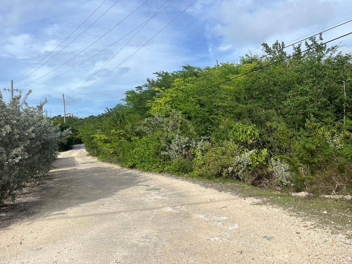 PETTY'S Land Long-Island-Bahamas