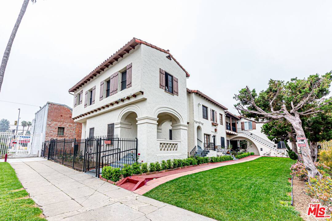 1251 S Wilton Pl 9BR La