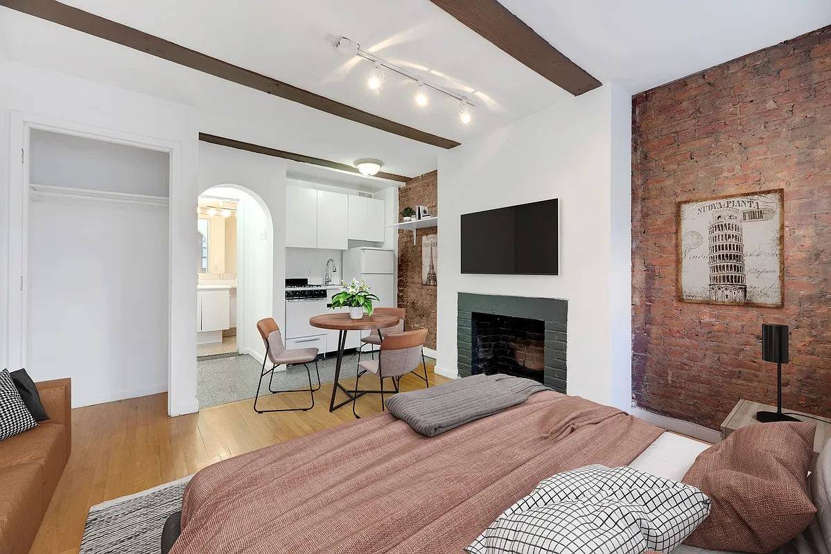 Welcome to your brand new Greenwich Village Home !