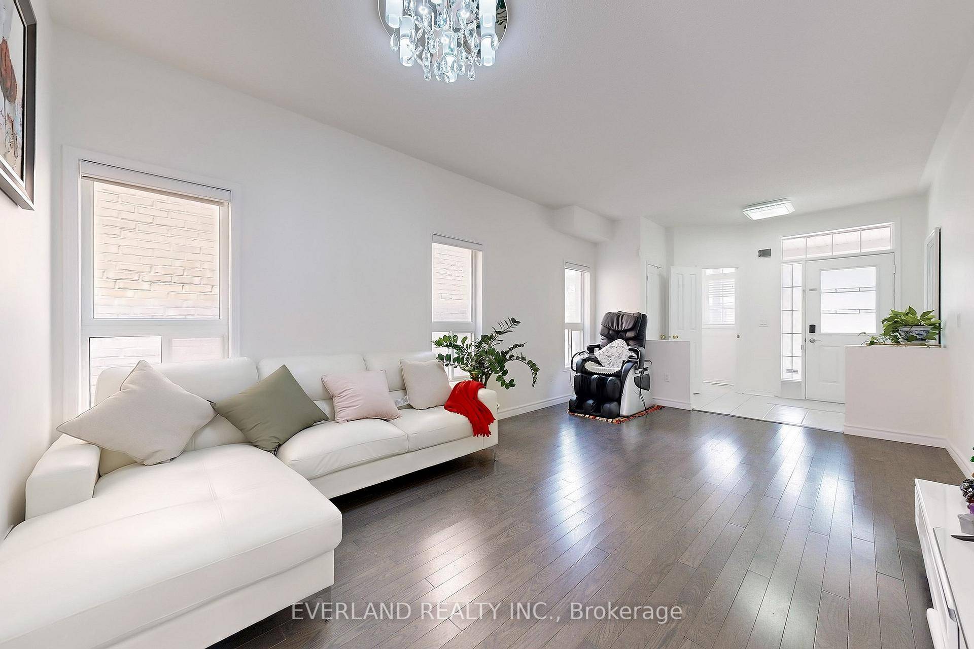 Lucky Number 118 Orchard Hill Blvd.
