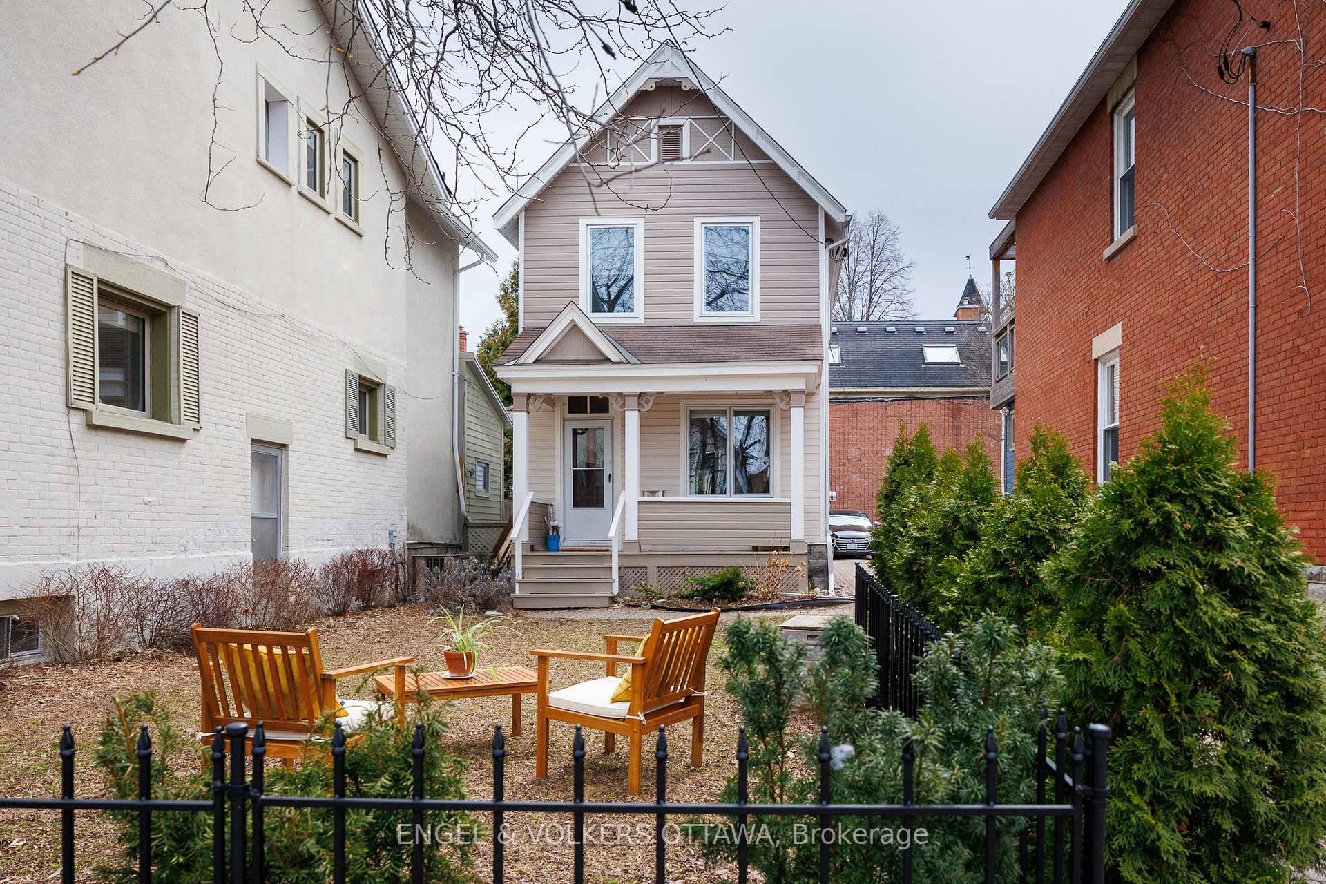 OPEN HOUSE ! Sunday, May 25th, 2pm 4pm.