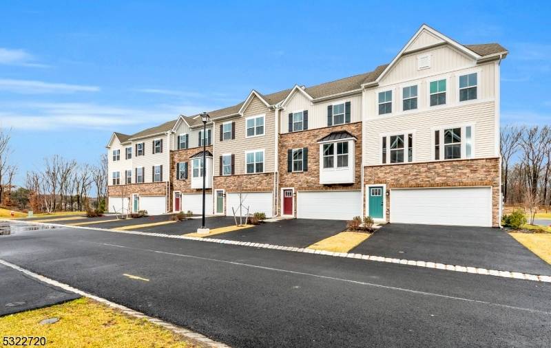Don't miss this stunning newer 2 3 bedroom townhome set within the highly regarded community of Mountain Ridge and offering the perfect blend of style, comfort and convenience.