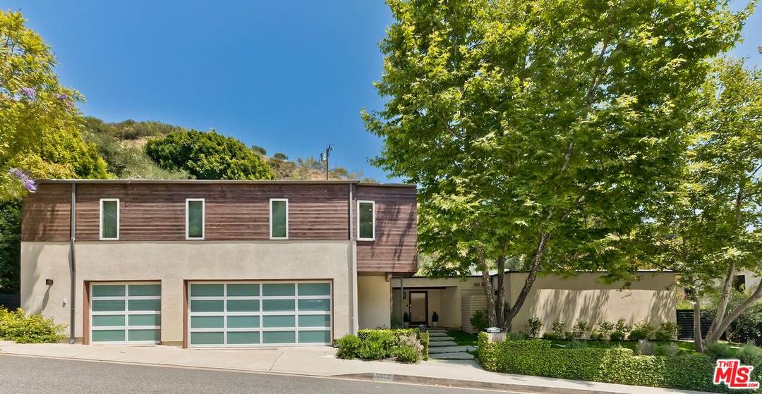 1262 N Norman Pl 4BR Brentwood La