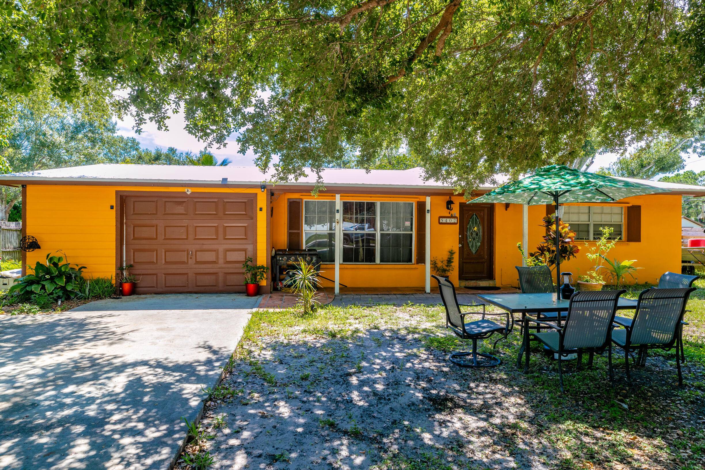 Welcome to this charming concrete block home featuring 3 bedrooms, 2 bathrooms, and a durable metal roof.