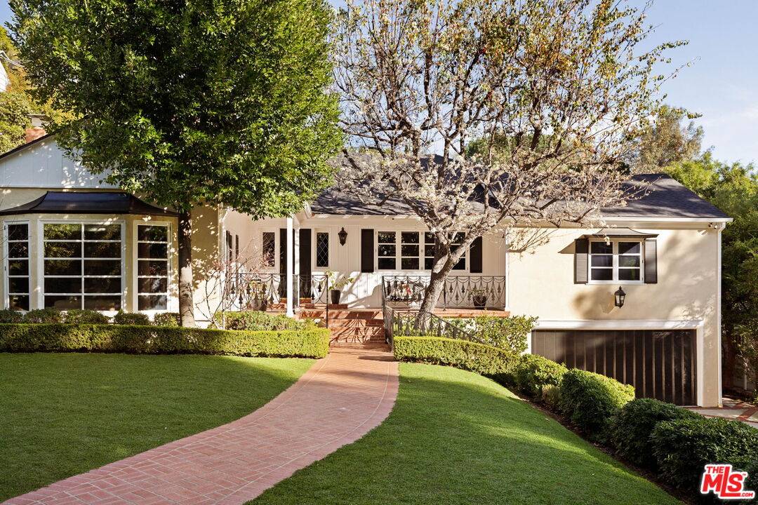 1240 N Wetherly Dr 5BR Sunset Strip La