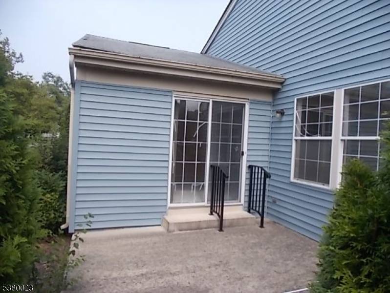 Hillsborough Dr Monroe Twp. New Jersey Single-Family