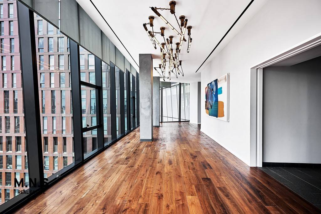 Now offering reduced security deposit for same day applicationsExperience the pinnacle of luxury living at The Copper in Murray Hill.