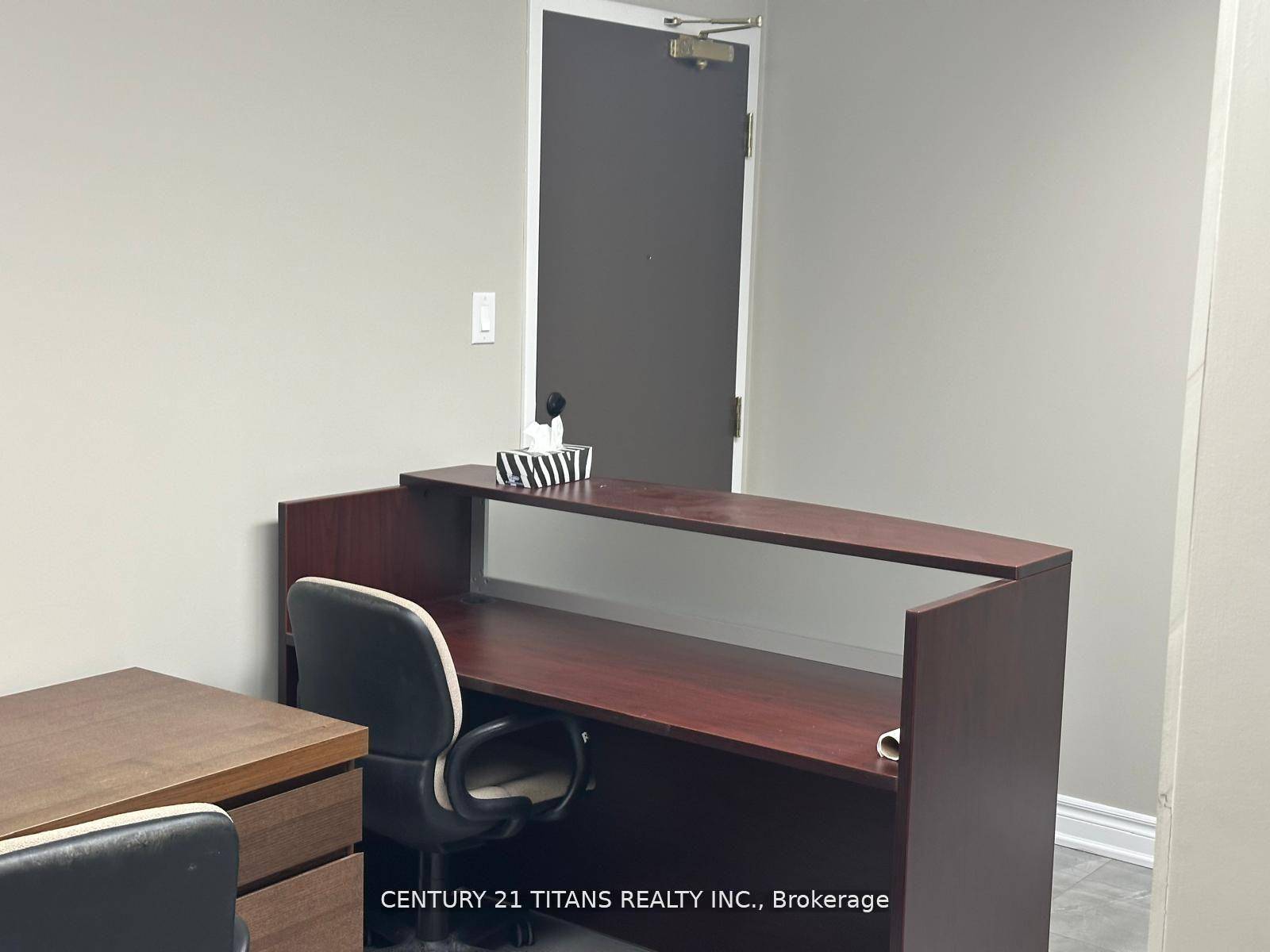 2nd floor office condominium suite for sale Laminate Floor Skylight Kitchenette 1 Private Washroom Upgrade to central Furnace amp ; Air Conditioner Cat6 Network Cable Installed for workstations and offices ...