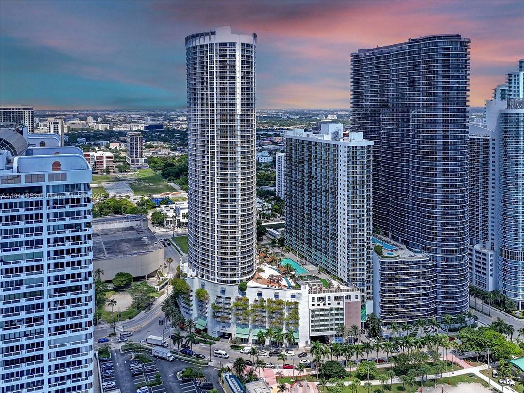 Live above it all at Opera Tower !