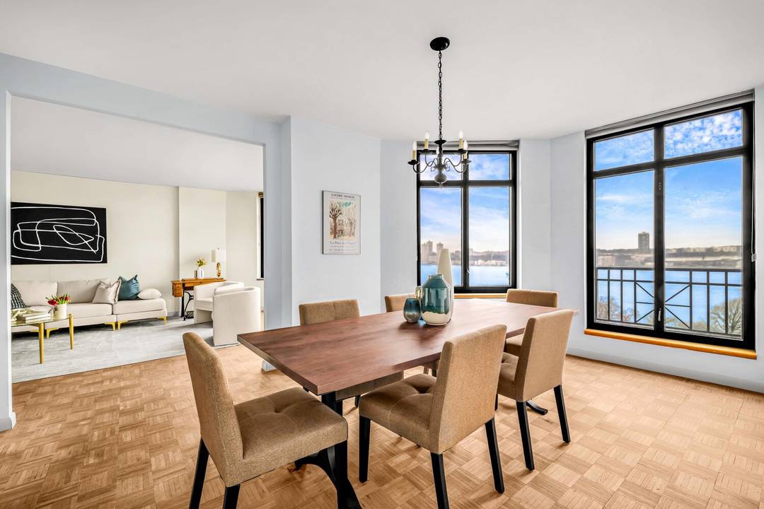Welcome to this true three bedroom, three bathroom condo in the heart of the Upper West Side.