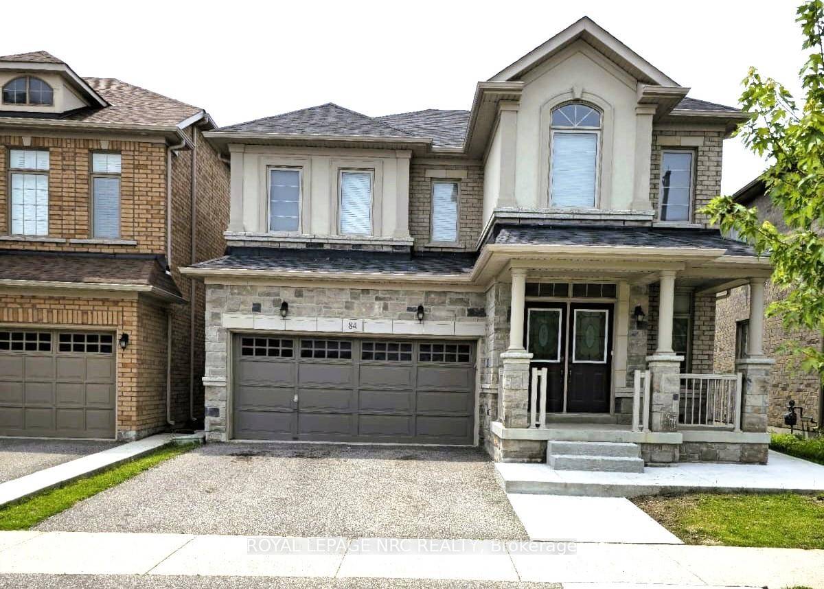 Single Detached 3 Bed 4 bath home available for rent in one of Brampton' s most desirable and quiet neighborhoods.