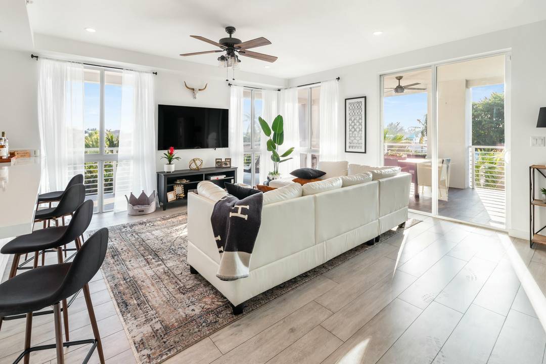 51 SE 19th Avenue 301, Deerfield Beach, FL 33441