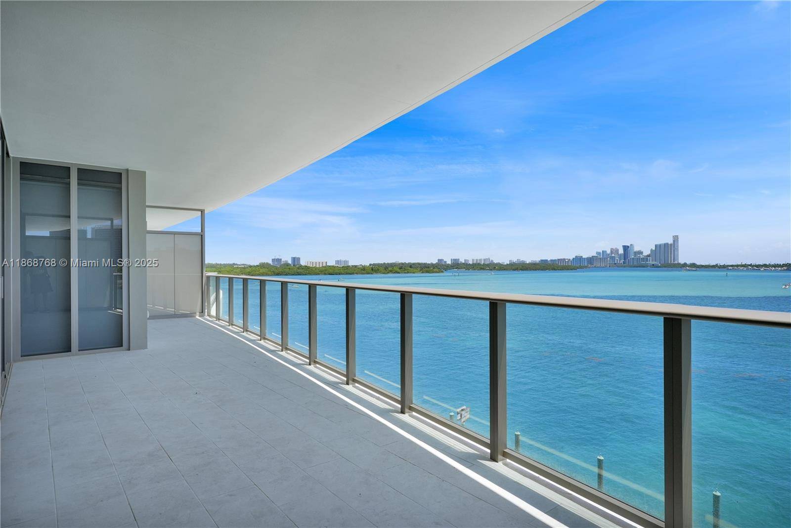 Imagine waking up in one of 41 boutique residences in this brand new, 2 Bed Den 3 Bath architectural masterpiece designed by award winning Arquitectonica and built by the renowned ...
