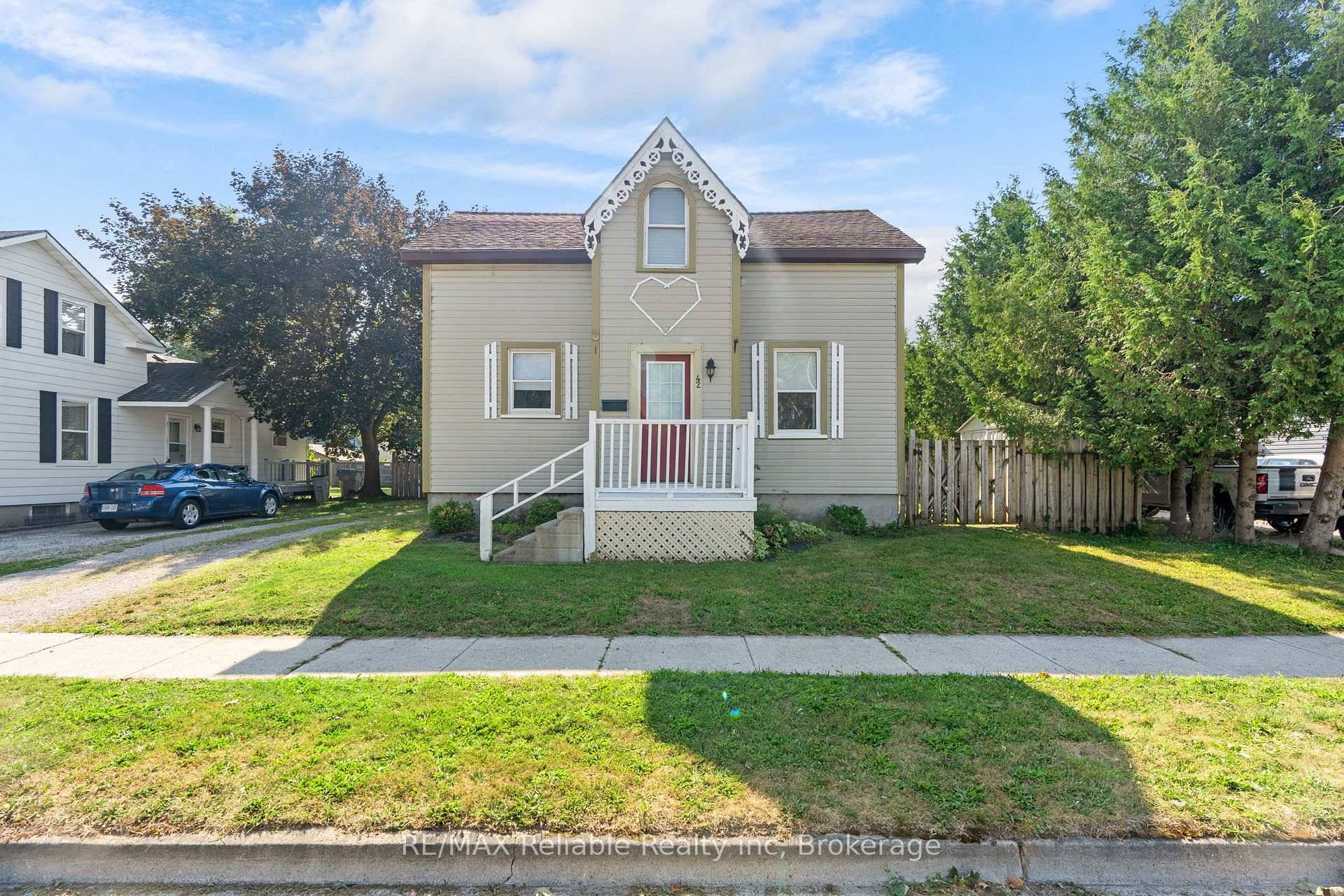 Welcome to this amazing opportunity for first time home buyers as well as those with expanding families.