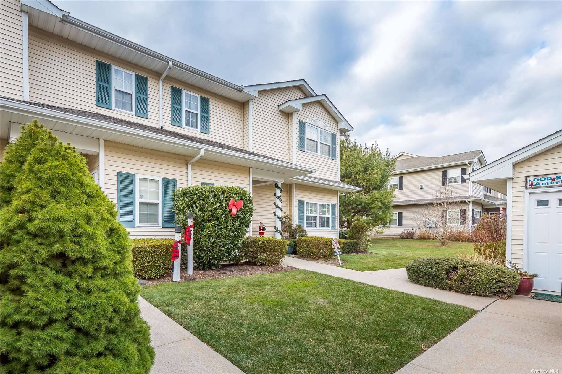Wonderful Eagles Walk Year Round Rental !