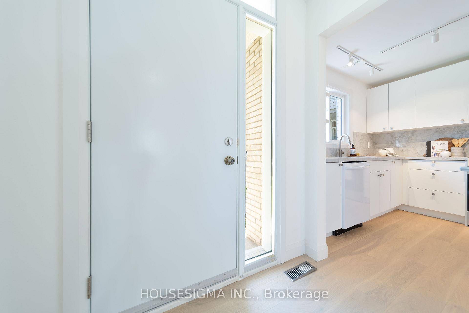 Attention all first time homebuyers and investors !