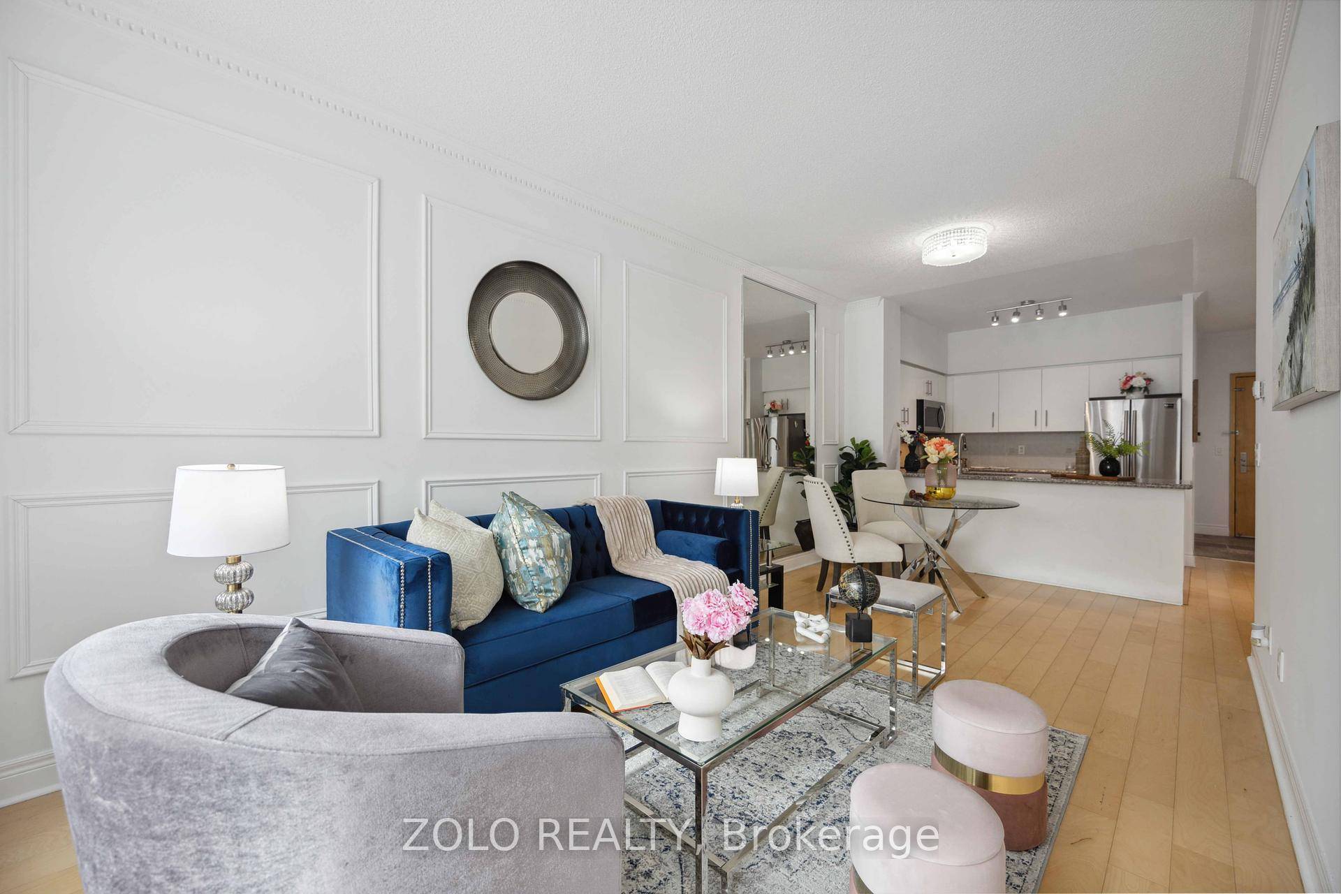 Luxury Thornhill Towers Spacious 1 1 Bedroom On The Main Floor.